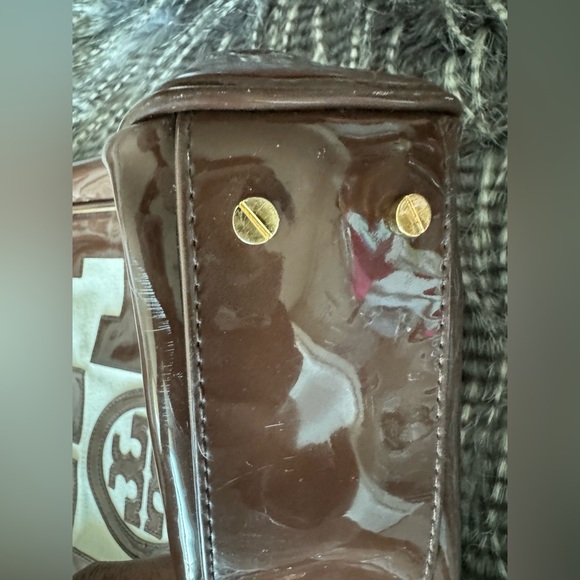 Tory Burch Large Tote LIMITED EDITION, VINTAGE TOTE Canvas & Brown Patent Tote - Picture 5 of 5